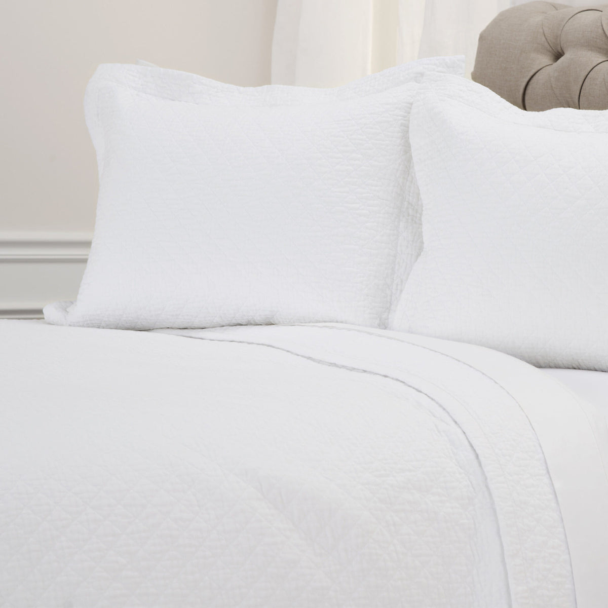 White King 100% Cotton 300 Thread Count Washable Down Alternative Comforter-3