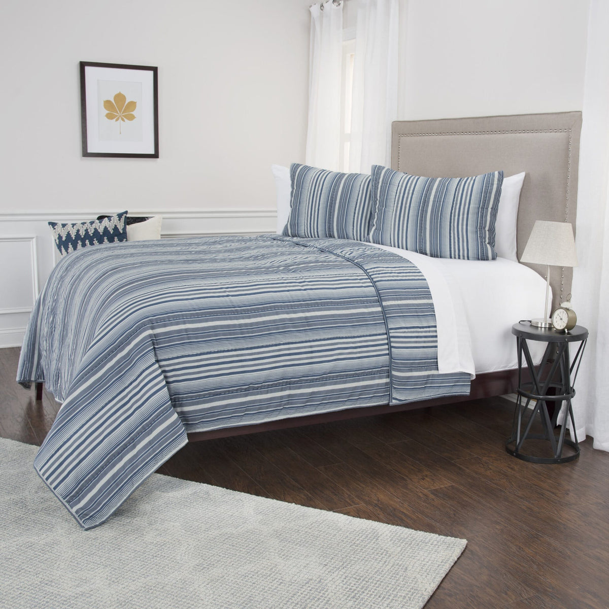 Multi Blues King 100% Cotton 300 Thread Count Machine Washable Down Alternative Comforter-2