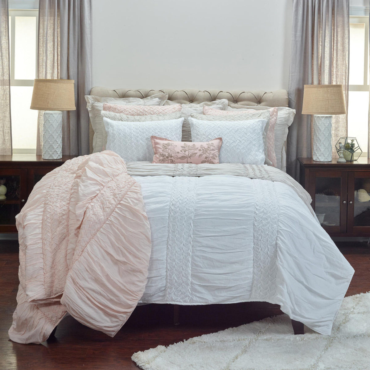 White Twin 100% Cotton 300 Thread Count Machine Washable Down Alternative Comforter-1